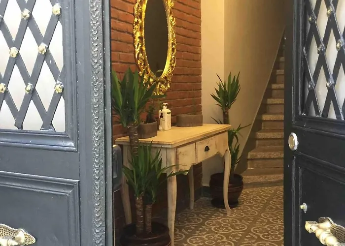 Ozcans Pera Flats 4 *